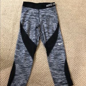Cropped Nike Leggings